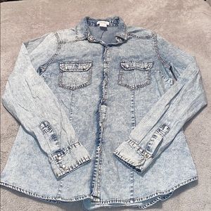 4/$10🎉Jean long sleeve